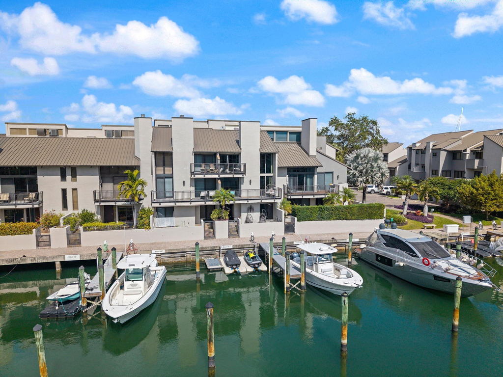 16 Portside Drive - Photo 2