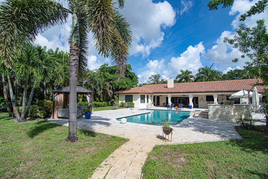 8208 Twin Lake Drive - Photo 41