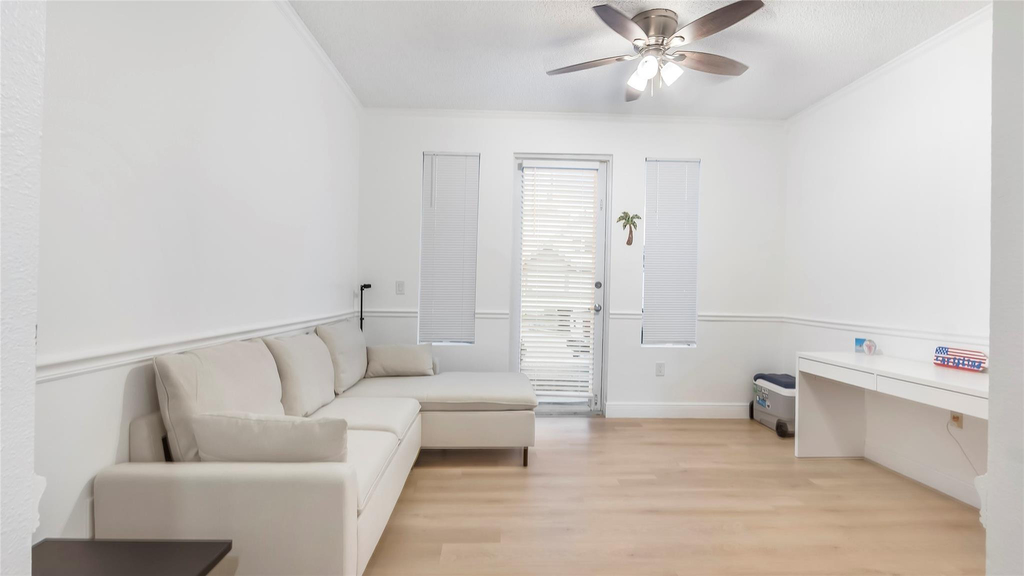 533 Ne 3rd Avenue - Photo 9