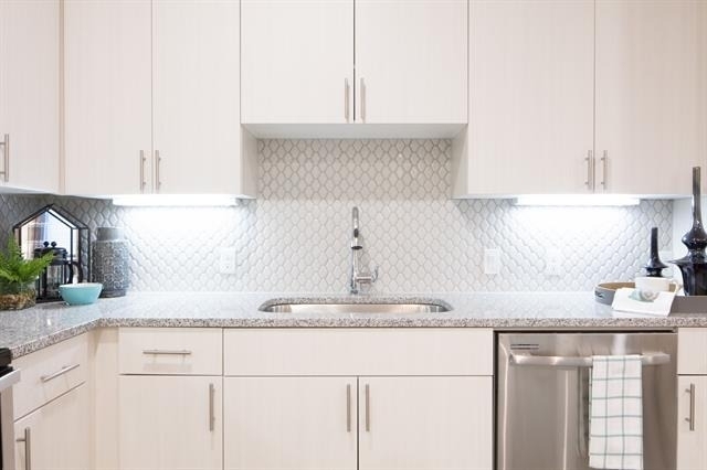 2100 Moser Avenue - Photo 5