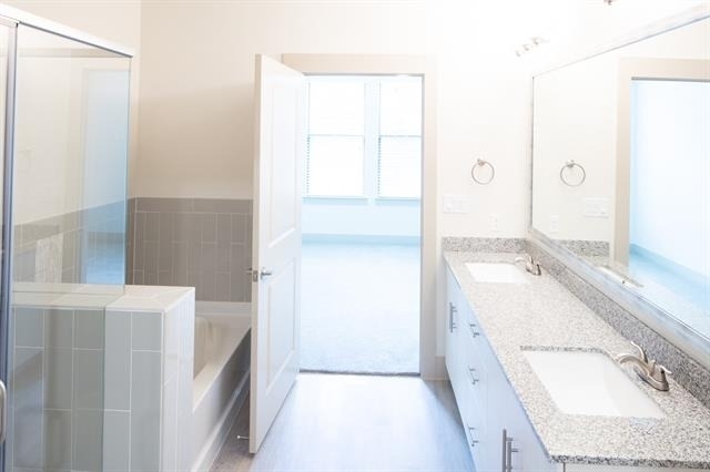 2100 Moser Avenue - Photo 4