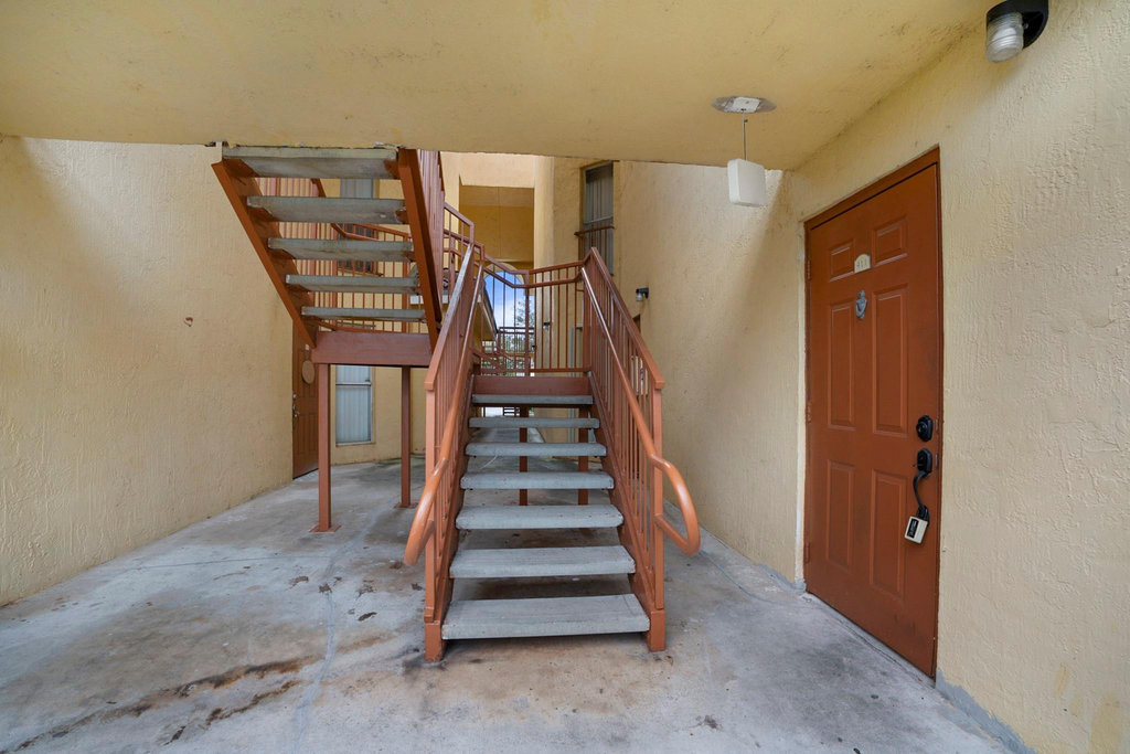 7640 Westwood Drive - Photo 9