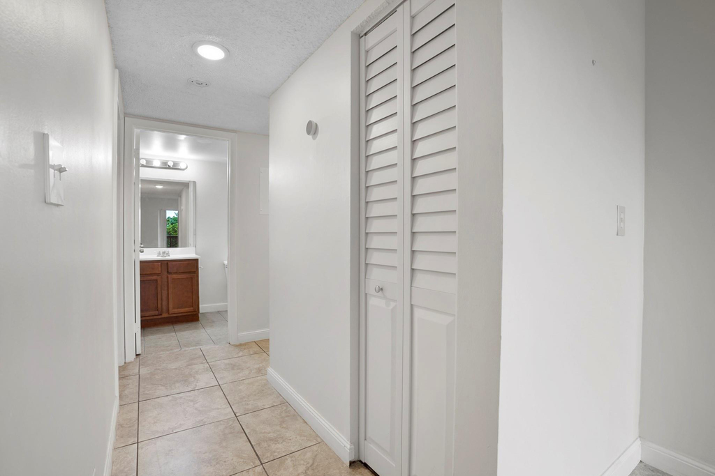 7640 Westwood Drive - Photo 25