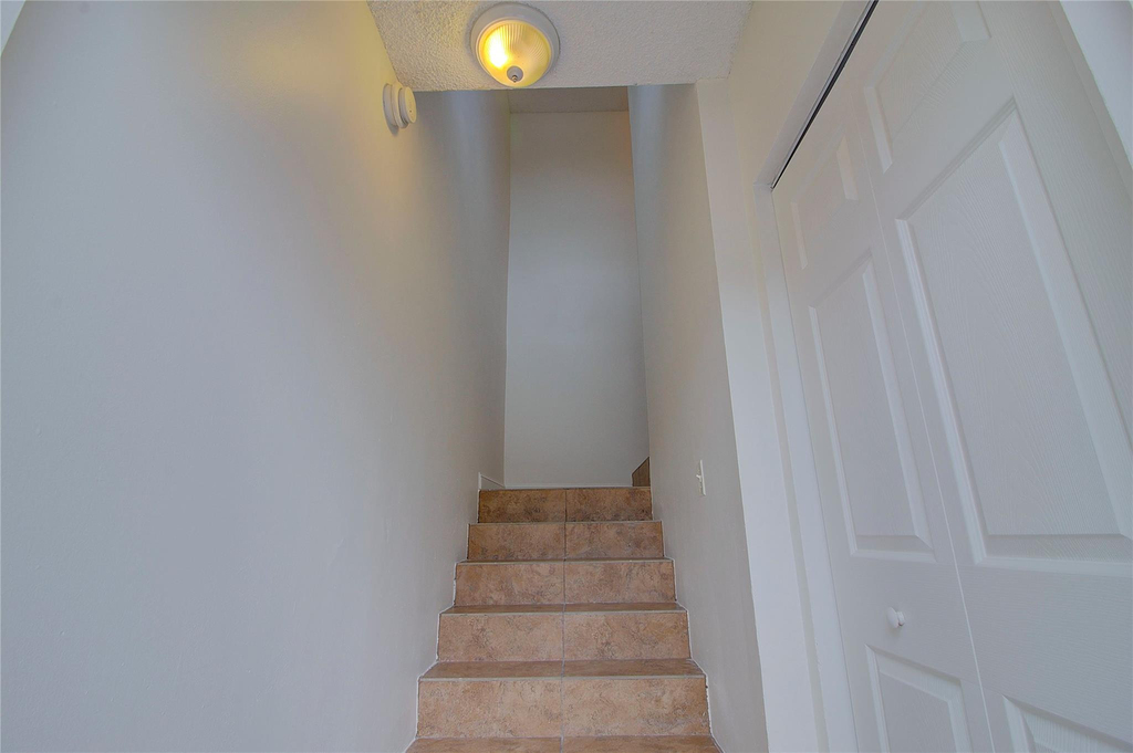 7640 Westwood Drive - Photo 6