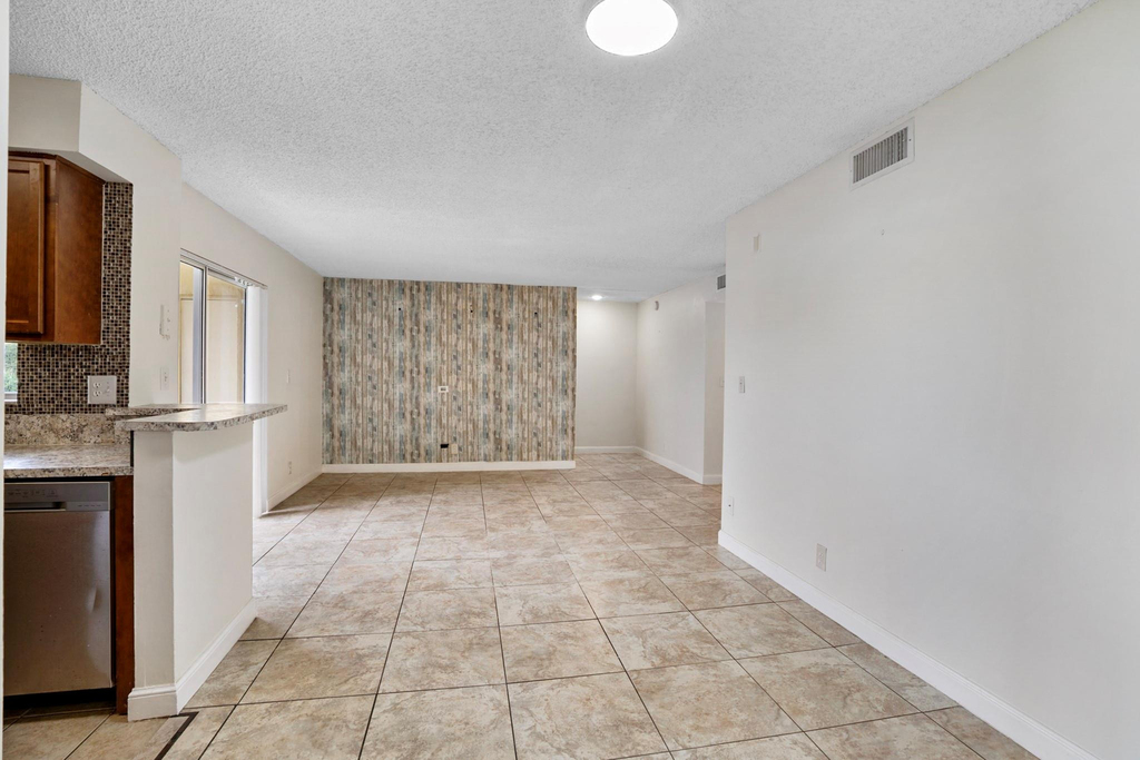 7640 Westwood Drive - Photo 15