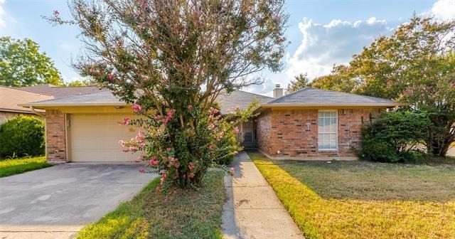 900 Milby Road - Photo 1