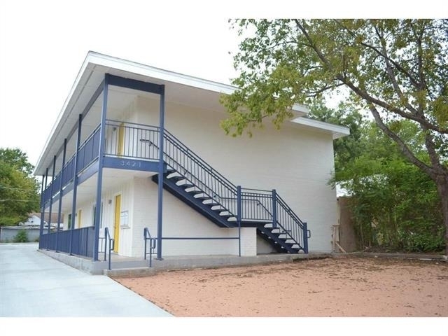 3421 W 5th Street - Photo 1