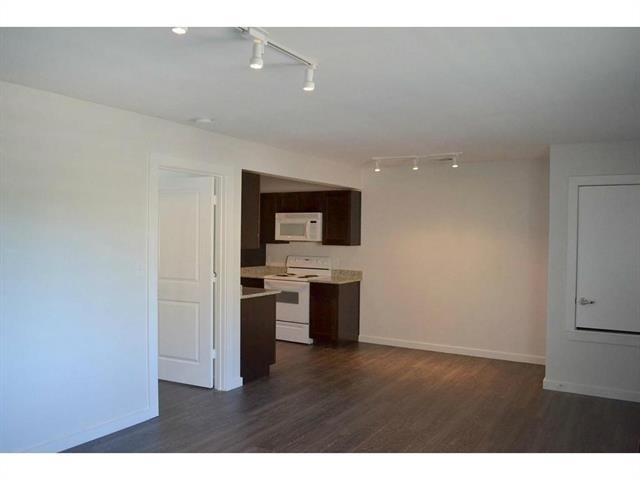 3421 W 5th Street - Photo 4