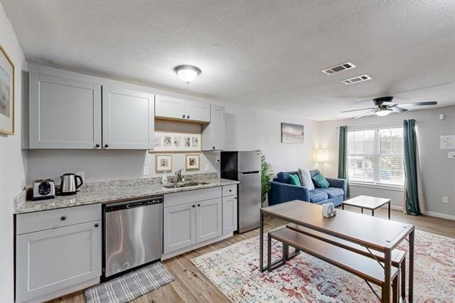 1532 Whitaker Avenue - Photo 15