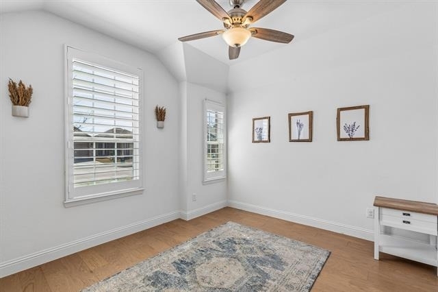 685 Coleman Street - Photo 17
