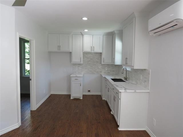 818 Thomas Street - Photo 1