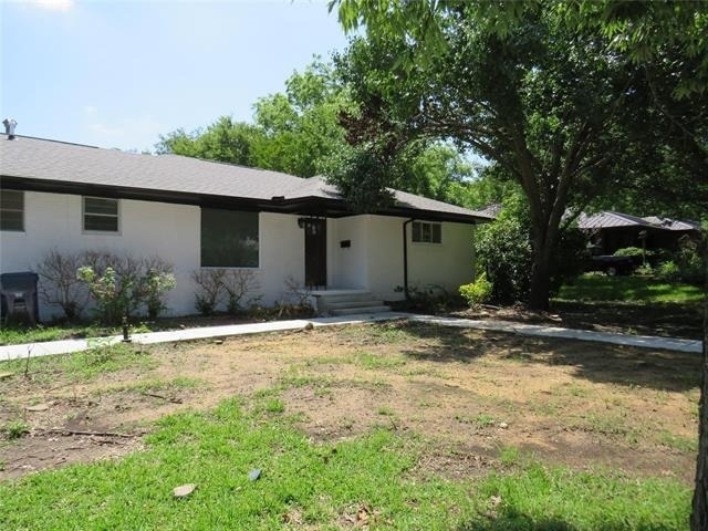 818 Thomas Street - Photo 0