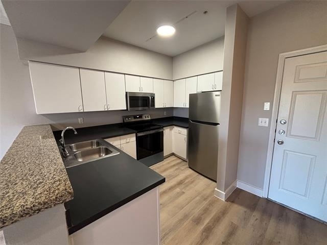 3102 Kings Road - Photo 10
