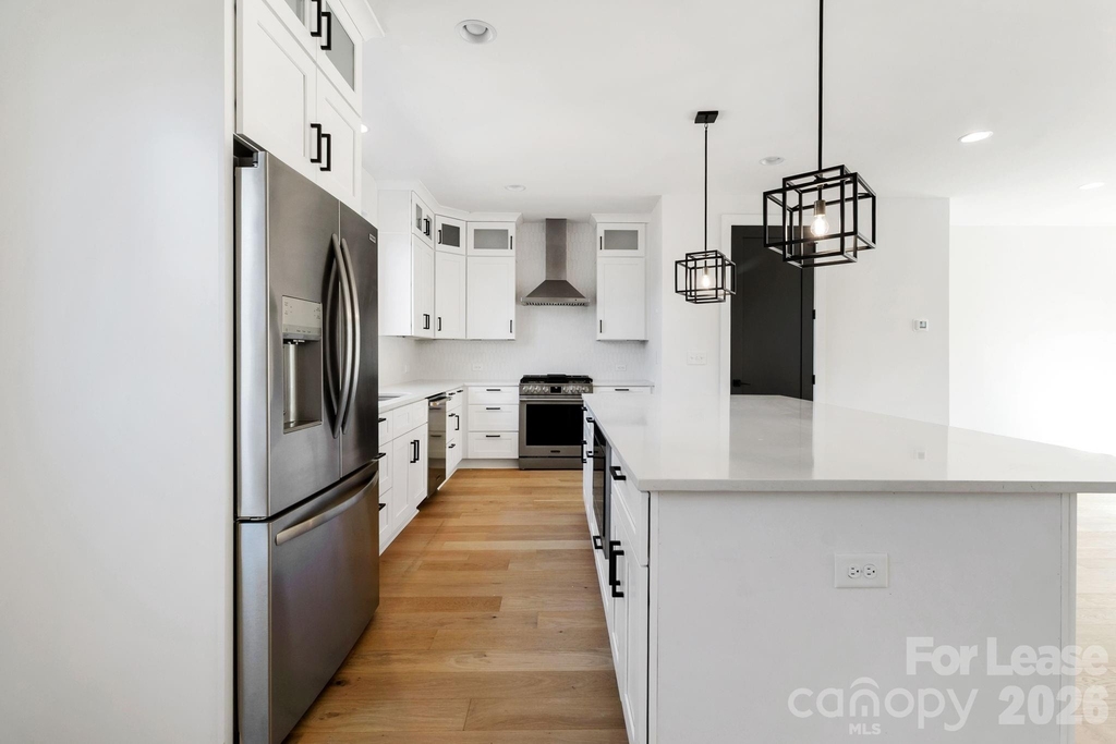 3521 Avalon Avenue - Photo 5