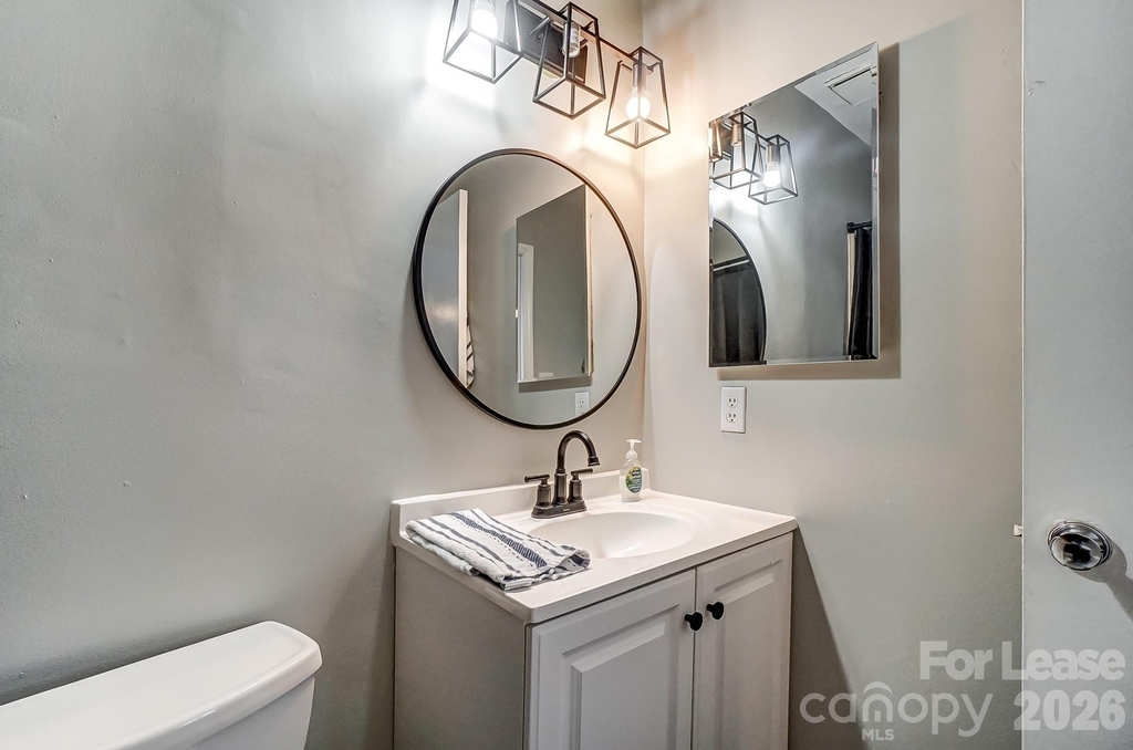 8518 Castle Pine Court - Photo 17