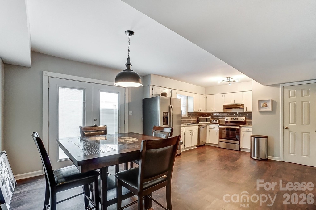 8518 Castle Pine Court - Photo 6