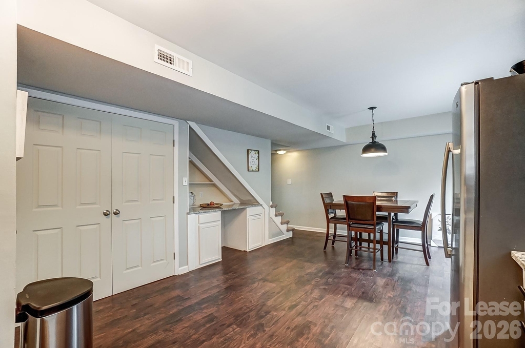 8518 Castle Pine Court - Photo 7