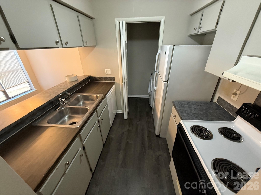 4617 Sharon Chase Drive - Photo 7