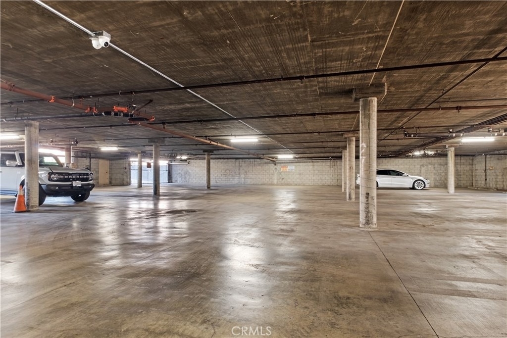 2726 S Menlo Ave. - Photo 24