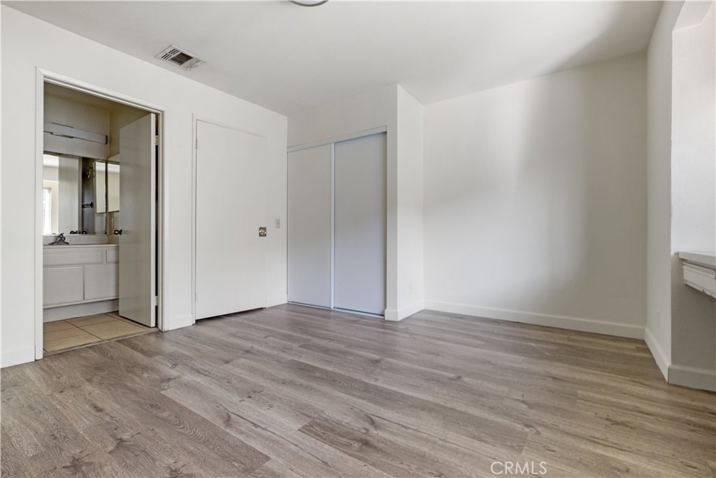 2726 S Menlo Ave. - Photo 15