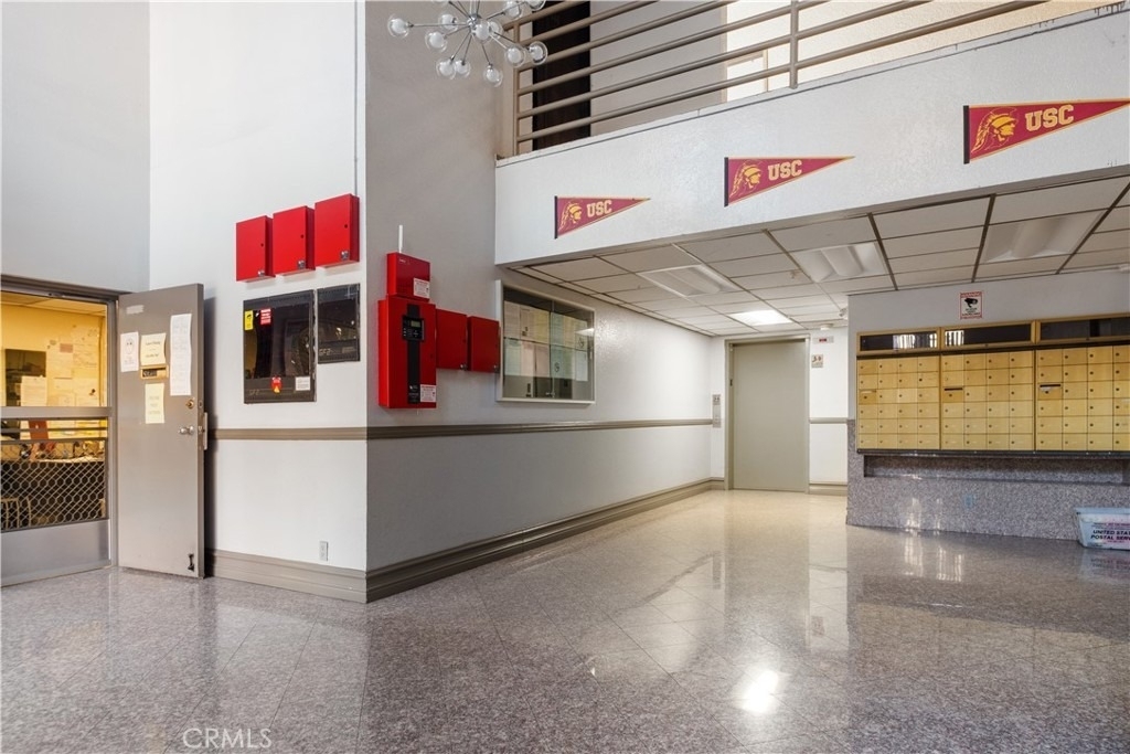 1246 W 30th Street W - Photo 8