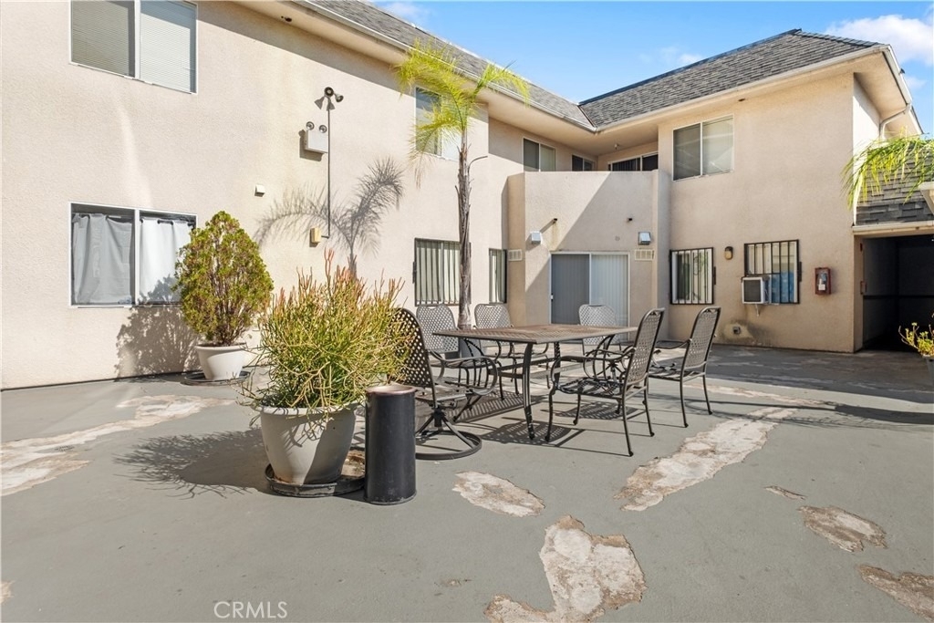 1246 W 30th Street W - Photo 13