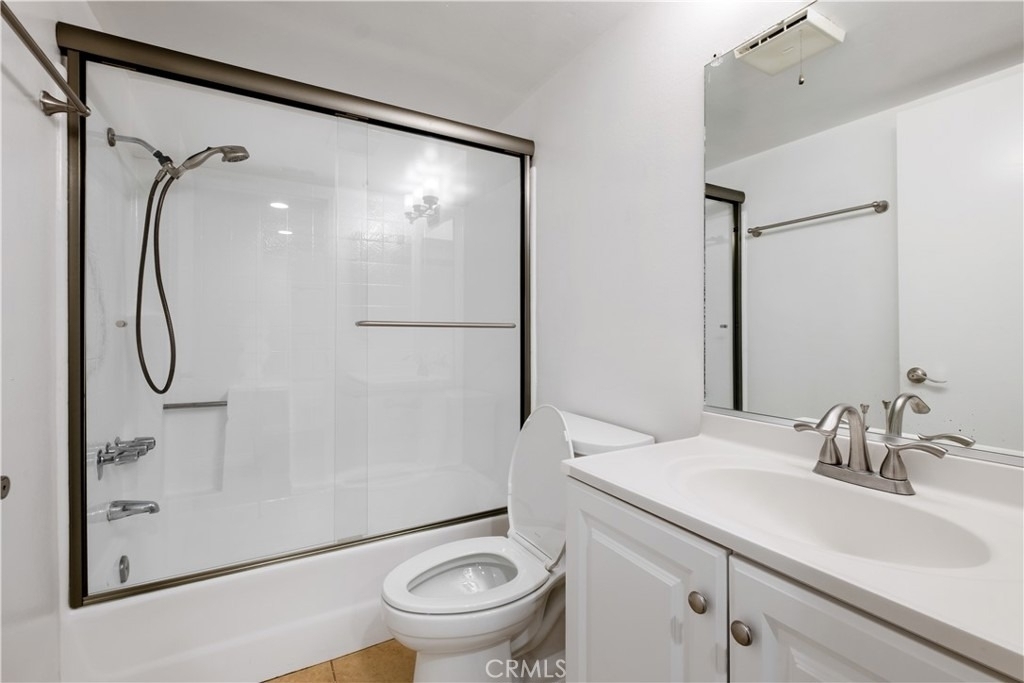 433 S Manhattan Place - Photo 13