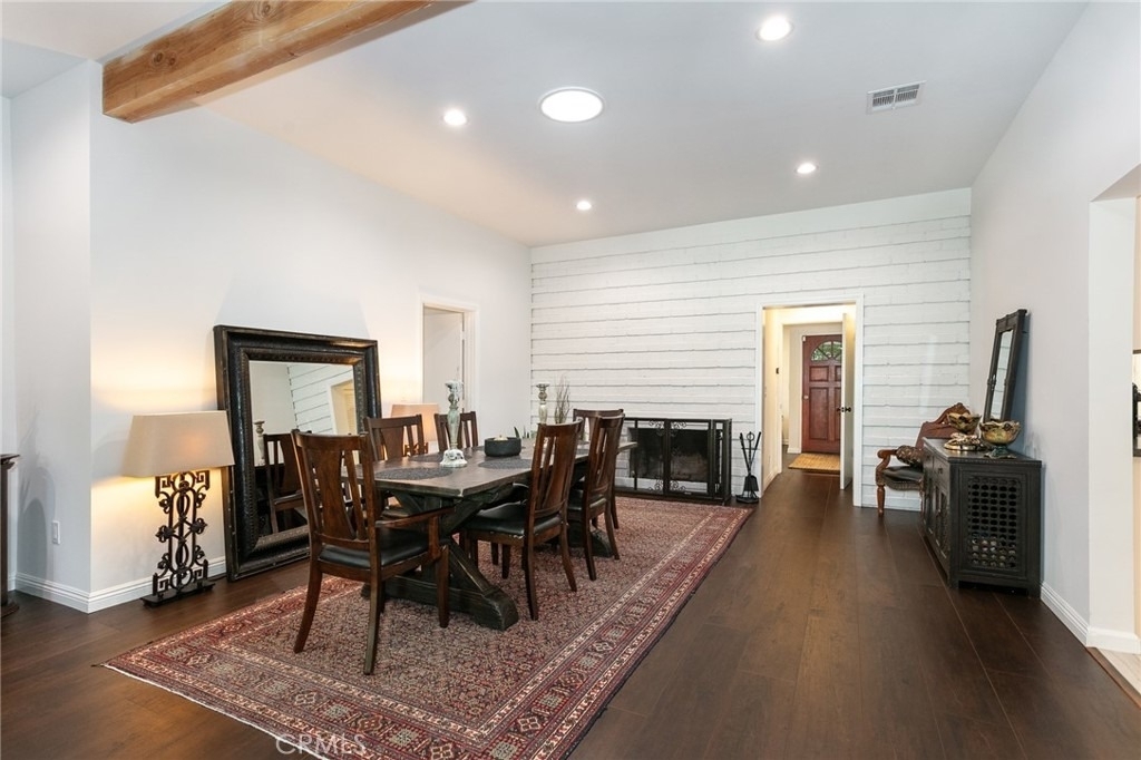 5825 Fulton Avenue - Photo 7