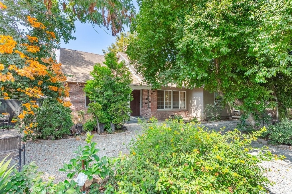 5825 Fulton Avenue - Photo 0