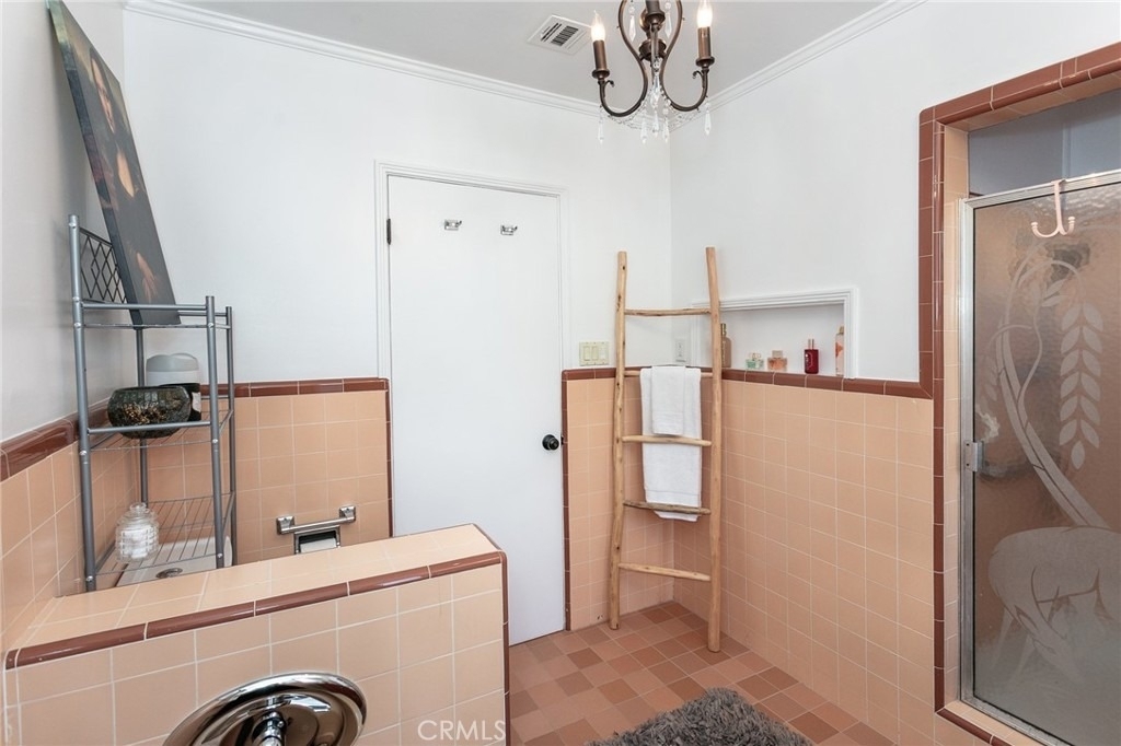 5825 Fulton Avenue - Photo 24