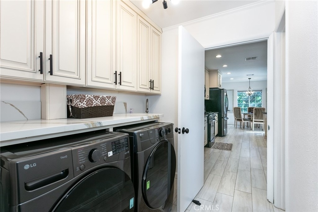 5825 Fulton Avenue - Photo 28