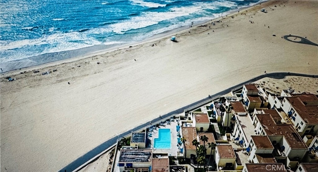 711 Pacific Coast - Photo 1