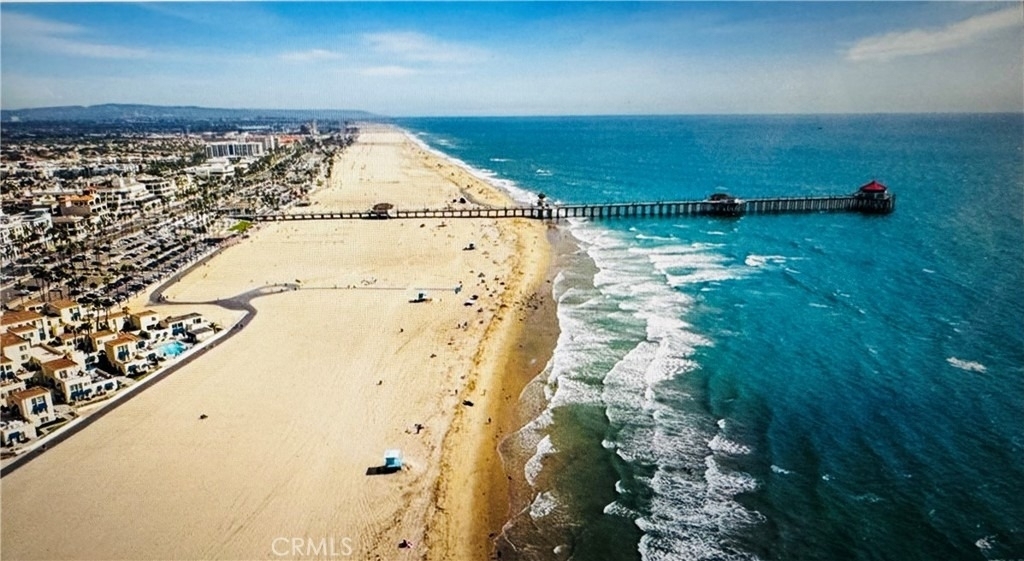 711 Pacific Coast - Photo 4
