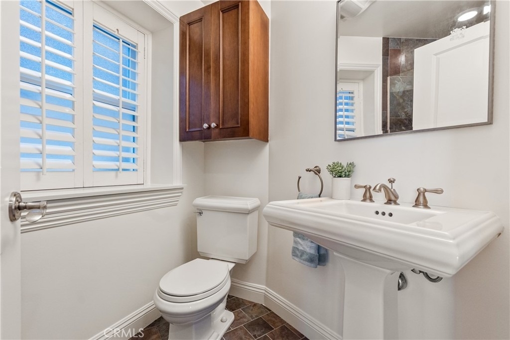 1077 10th Street - Photo 19