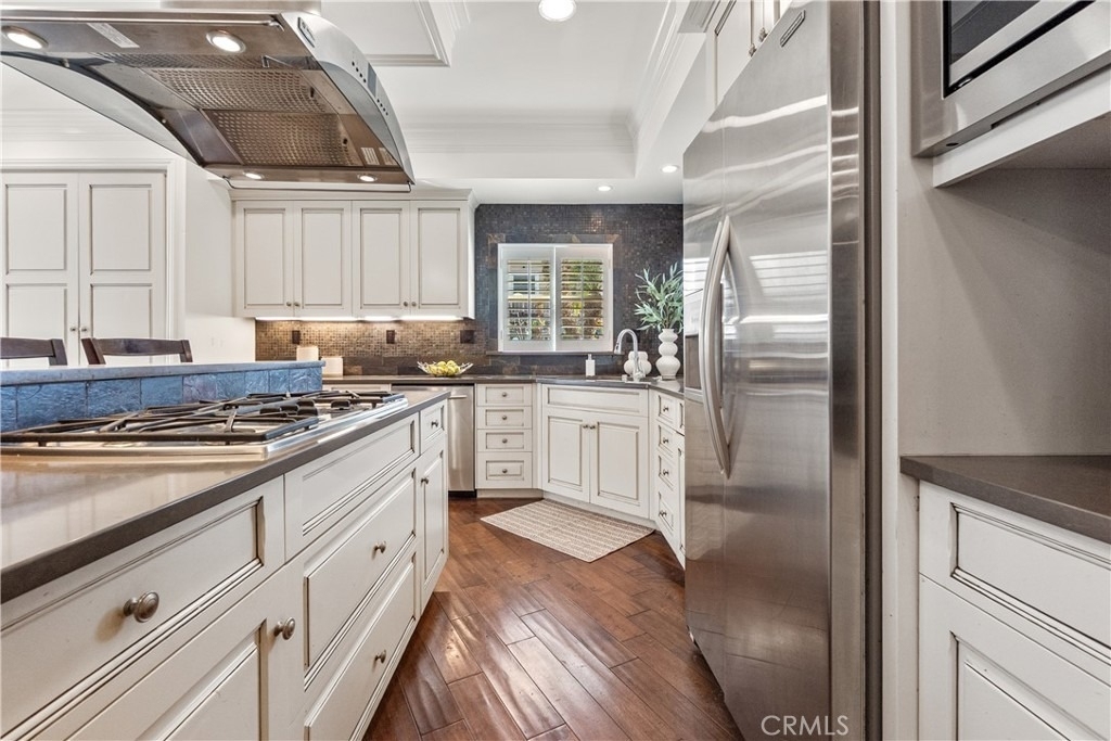 1077 10th Street - Photo 12