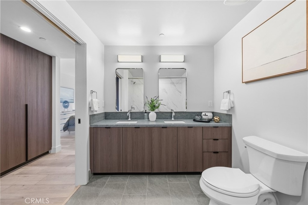 150 S Oak Knoll Avenue - Photo 10