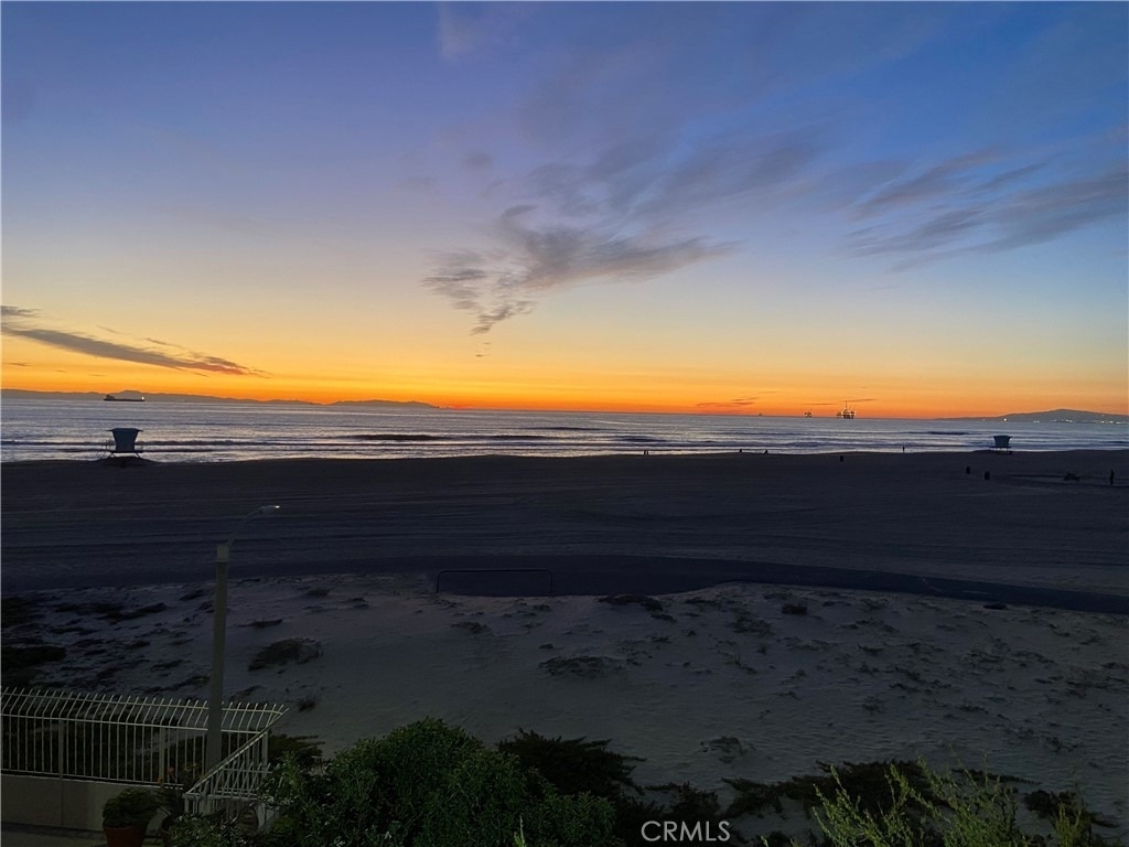 711 Pacific Coast Highway - Photo 22
