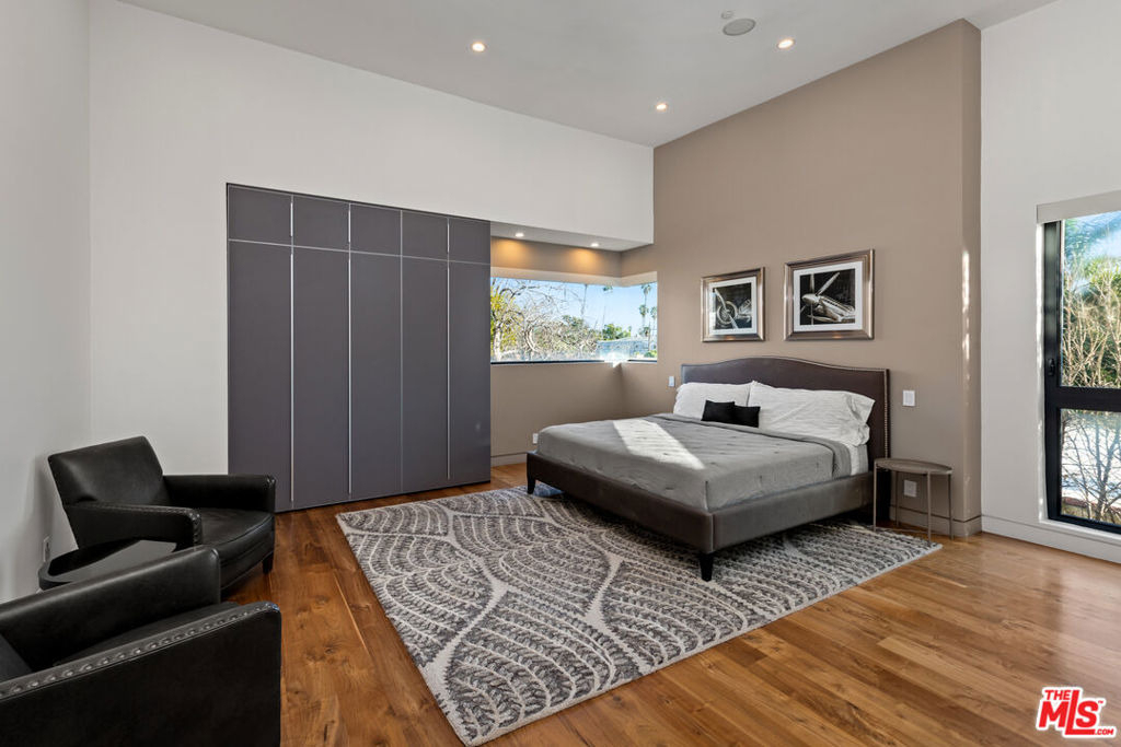 623 N Edinburgh Avenue - Photo 28