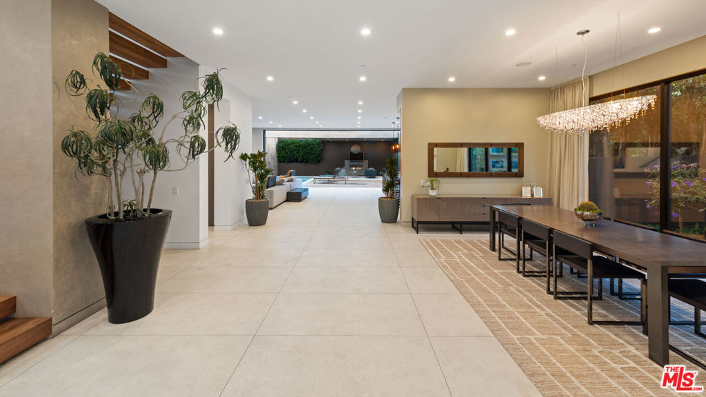 623 N Edinburgh Avenue - Photo 11