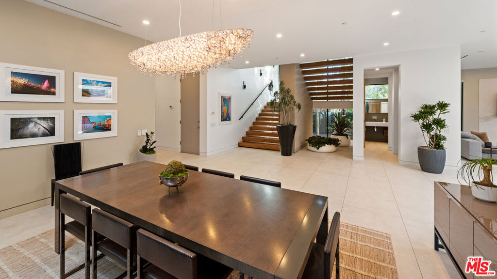 623 N Edinburgh Avenue - Photo 13