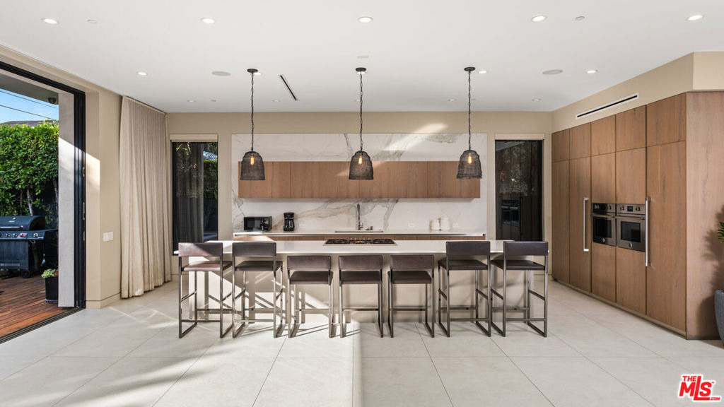 623 N Edinburgh Avenue - Photo 9