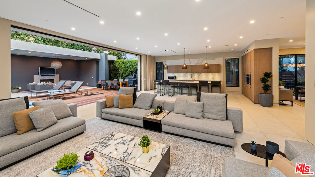 623 N Edinburgh Avenue - Photo 8