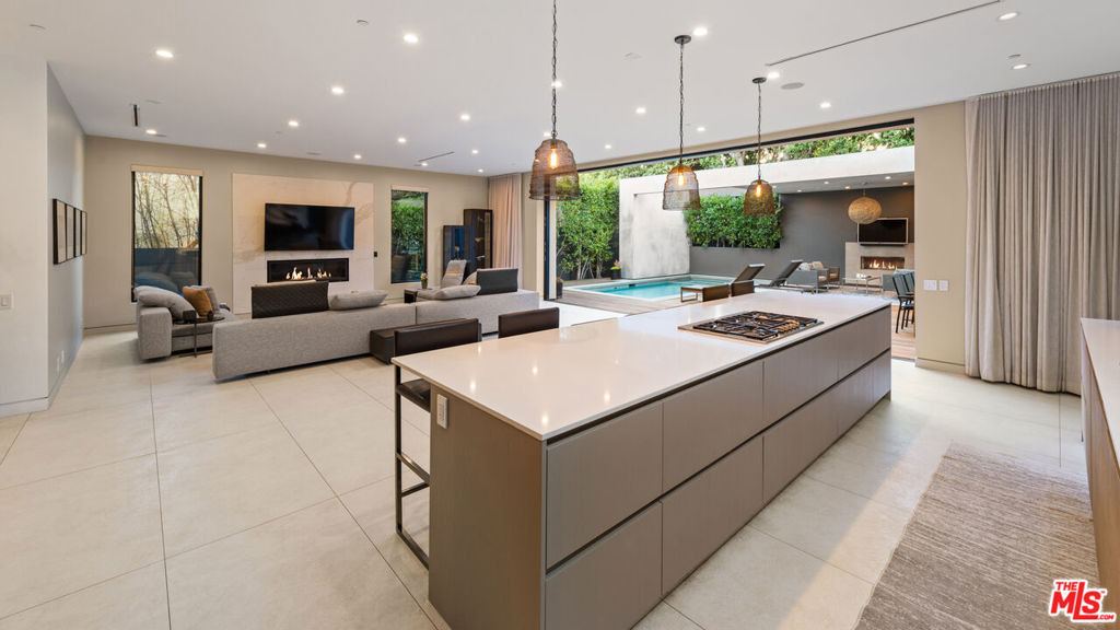 623 N Edinburgh Avenue - Photo 5