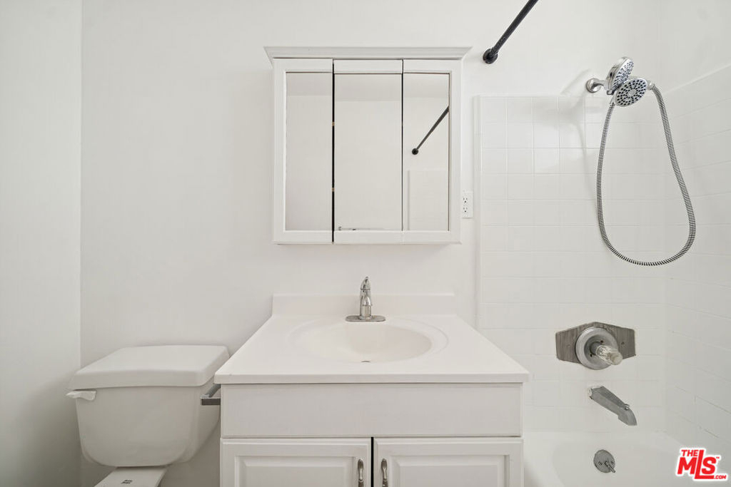 2038 S Holt Avenue - Photo 11