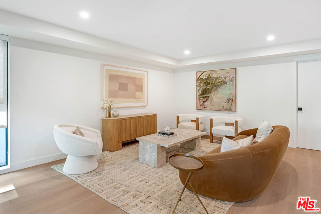 350 N Palm Drive - Photo 5