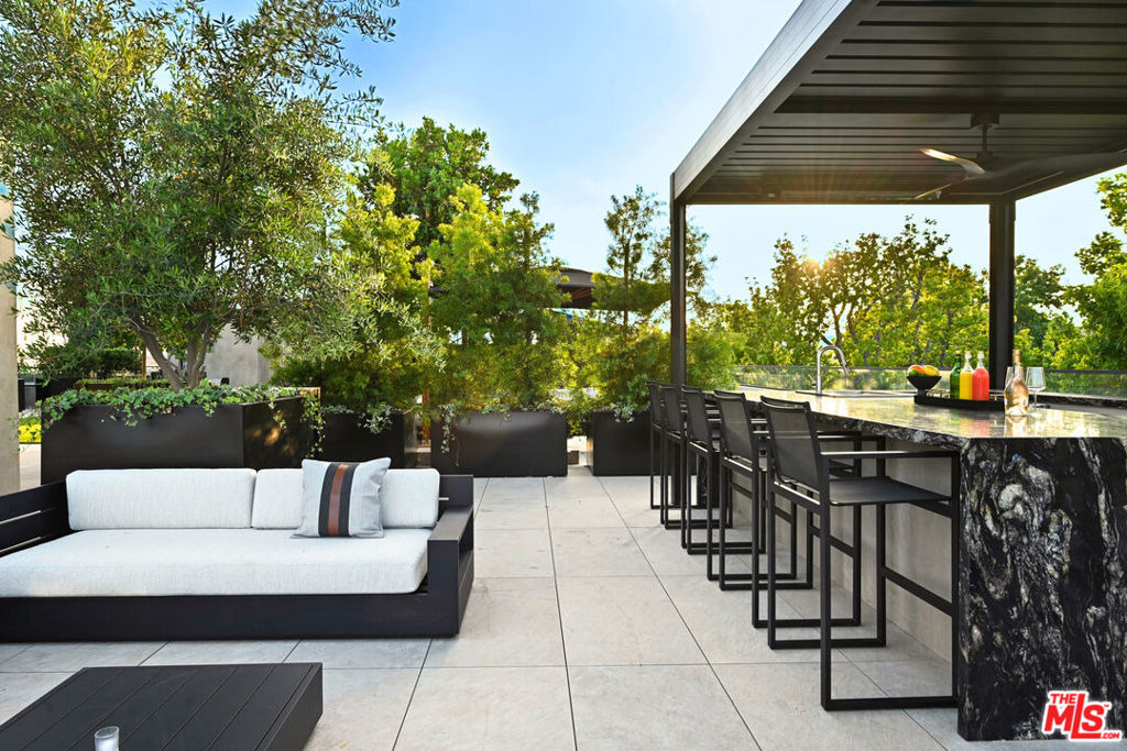 350 N Palm Drive - Photo 22