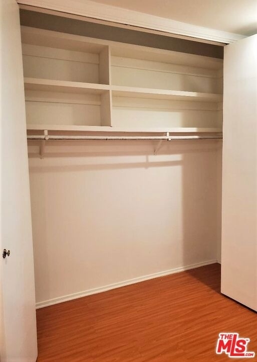 435 N Palm Drive - Photo 12