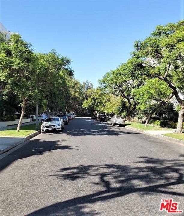 435 N Palm Drive - Photo 21