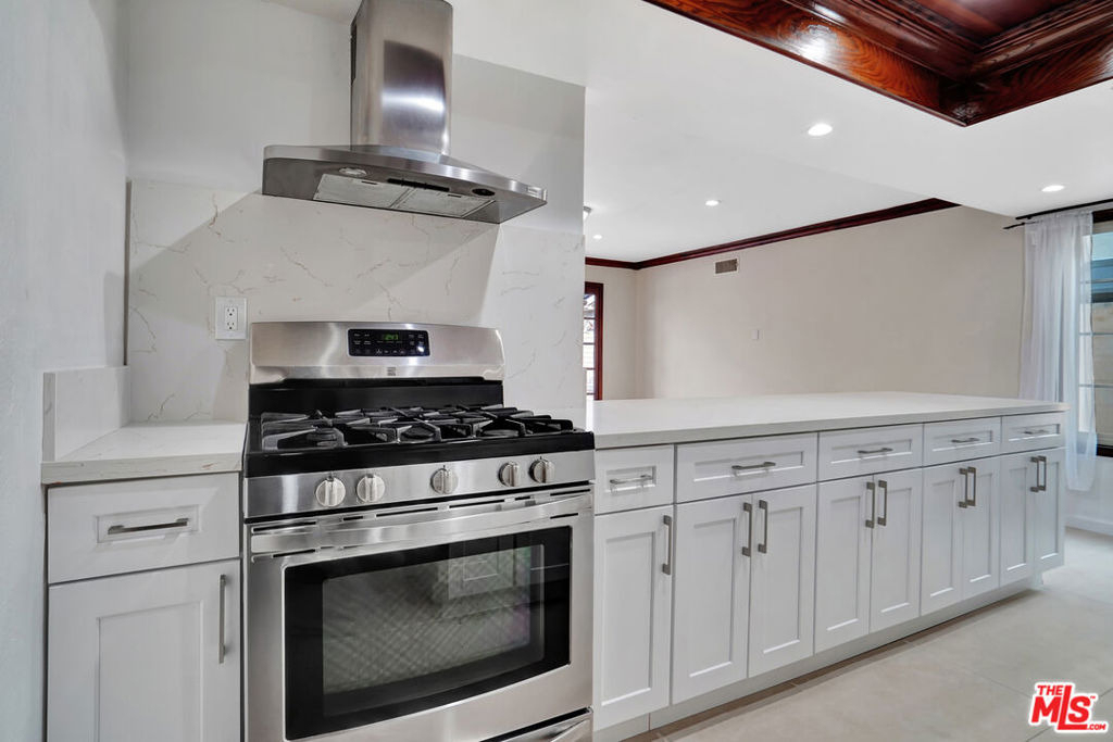 5155 Densmore Avenue - Photo 33