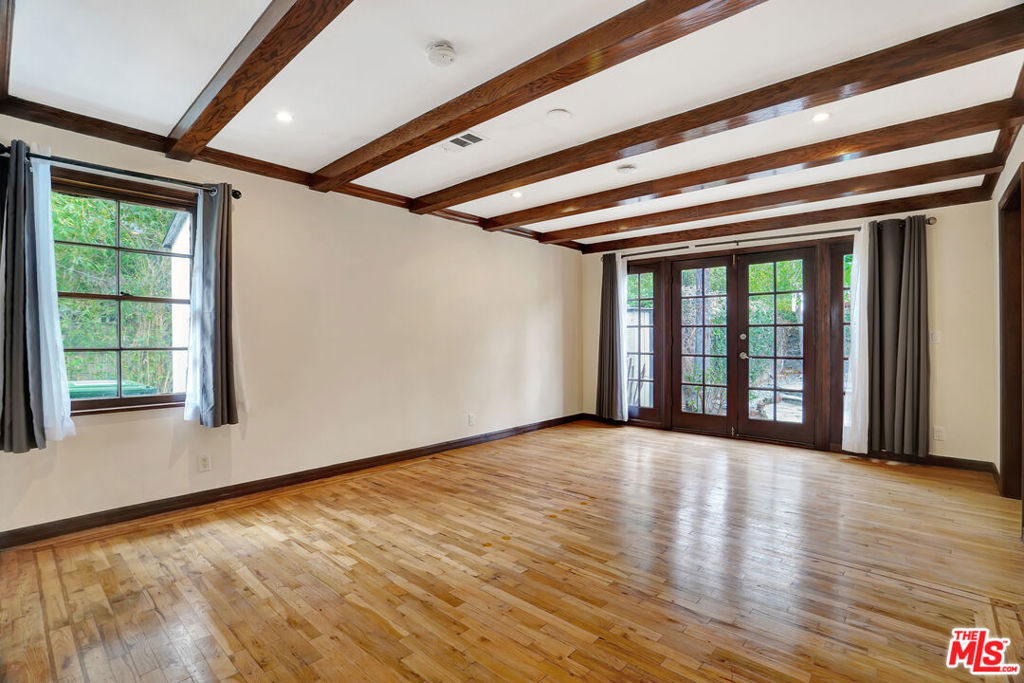 5155 Densmore Avenue - Photo 17
